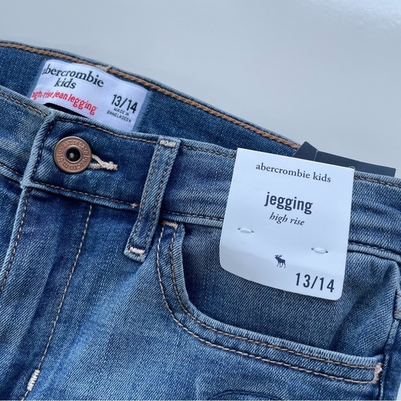 Abercrombie Kids Girls High Rise Jeggings Distressed Destroyed Size 13/14 NWT - Picture 5 of 8
